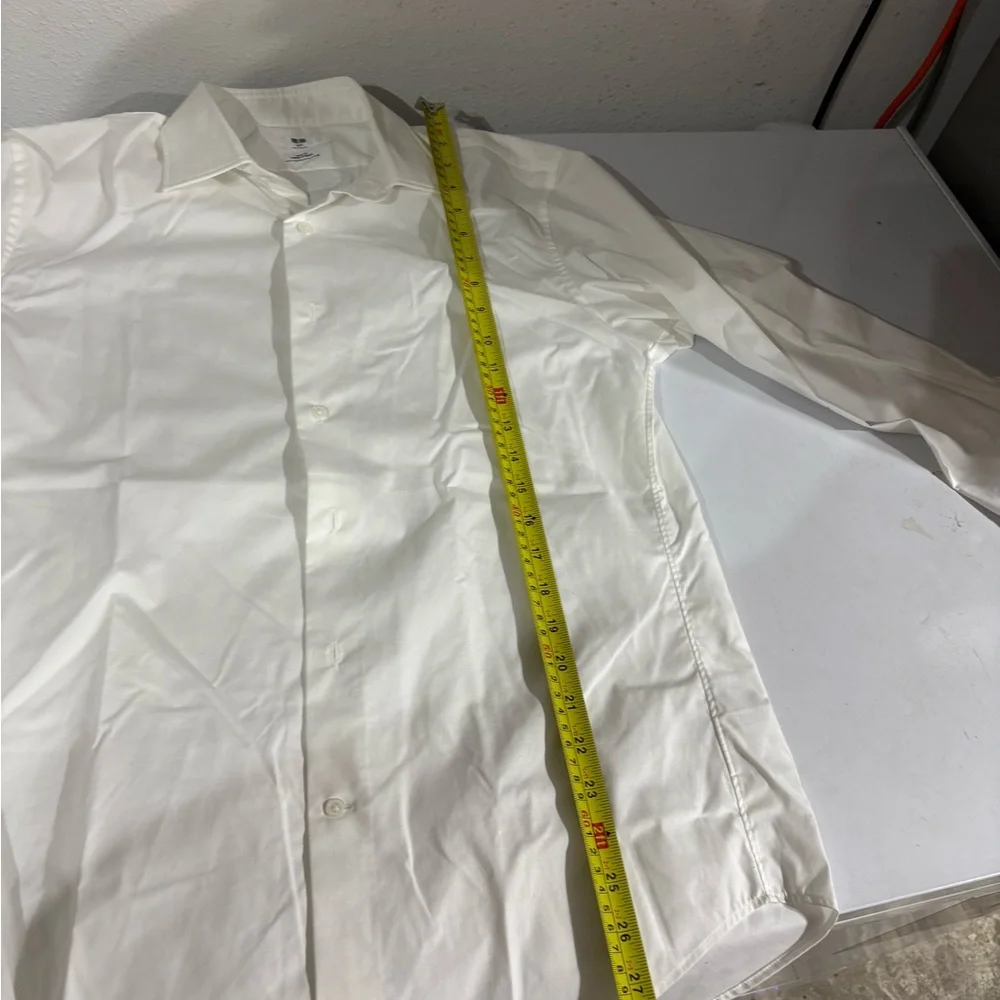Uniqlo Dress Shirt White Small - Picture 3 of 4